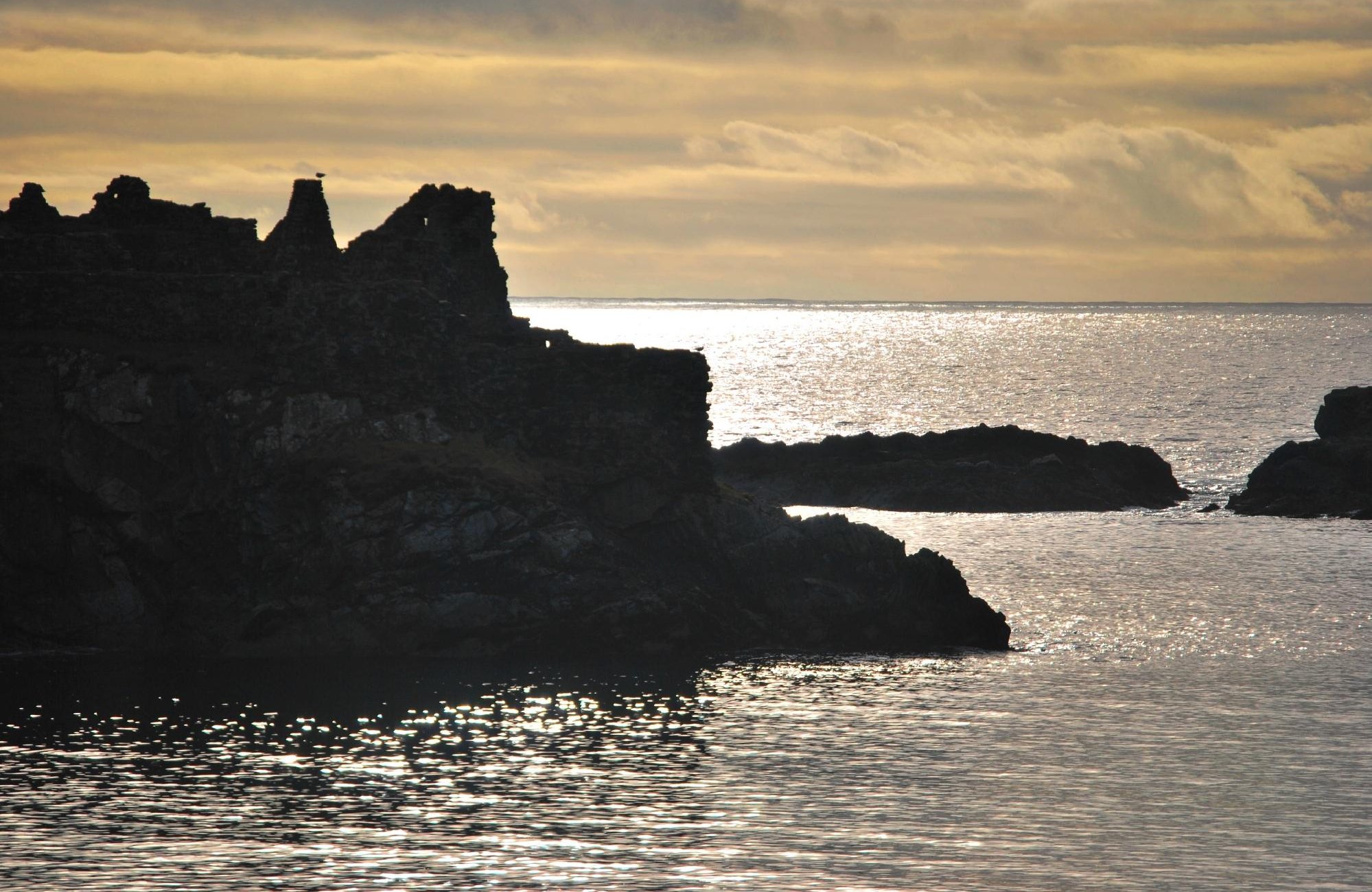 Dolphin Hotel and Restaurant Inishbofin by null