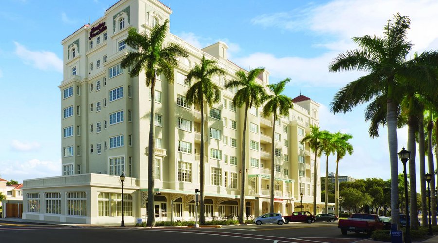 Lovely exterior view of the Historic Downtown Hampton Inn & Suites
