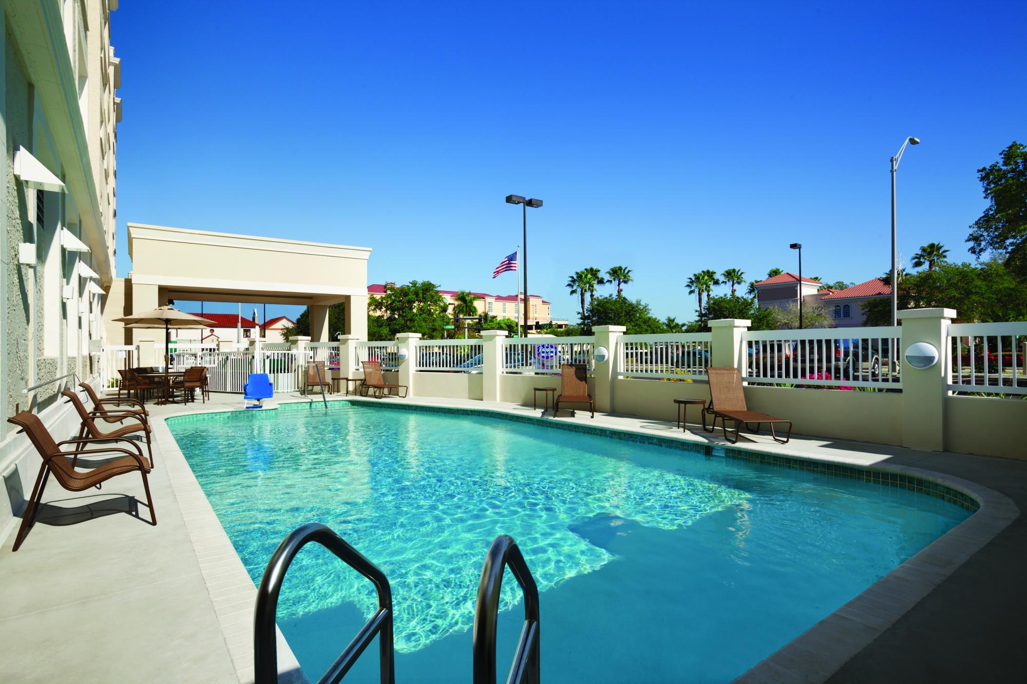 Hotel photo 34 of Hampton Inn & Suites Bradenton Downtown Historic District.