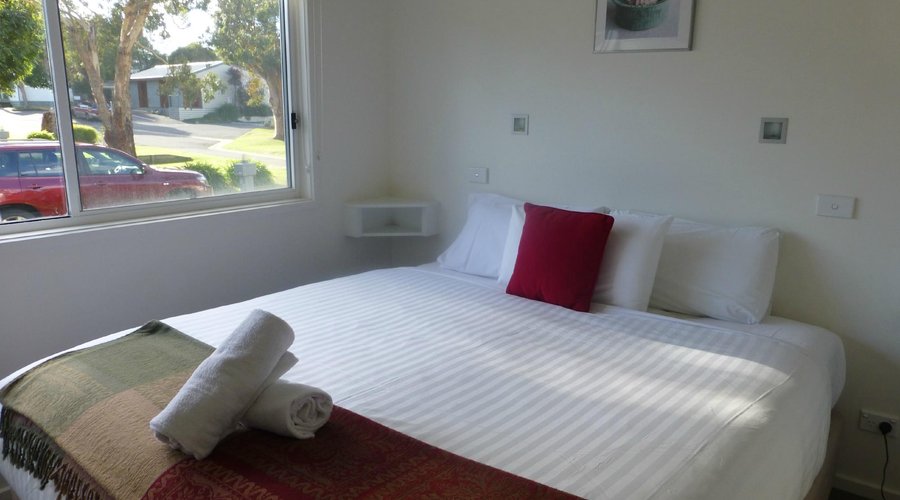 3 Bedroom Unit - main bedroom.