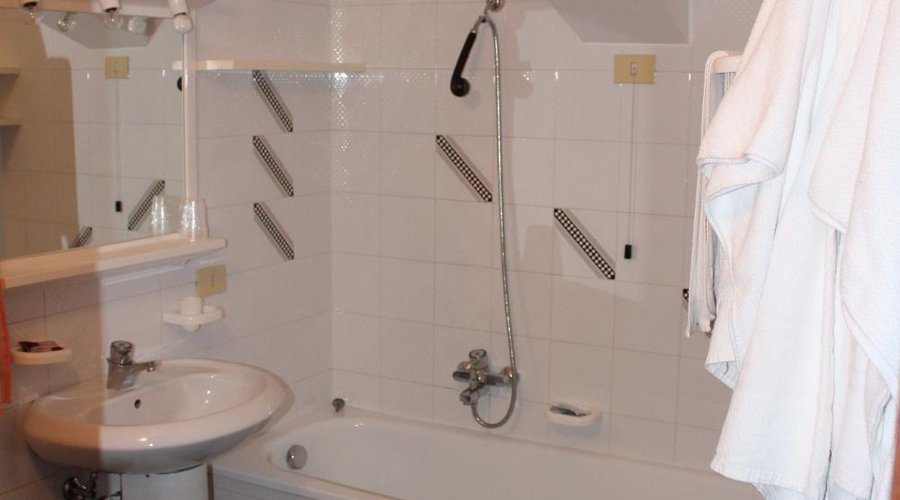Bagno con vasca
