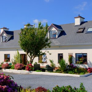 Harbour Sunset Farmhouse
