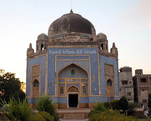 places to visit near hyderabad pakistan