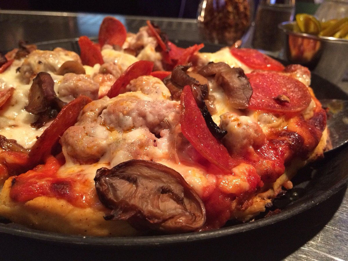 Home Run Inn Pizza, Чикаго - фото ресторана - Tripadvisor