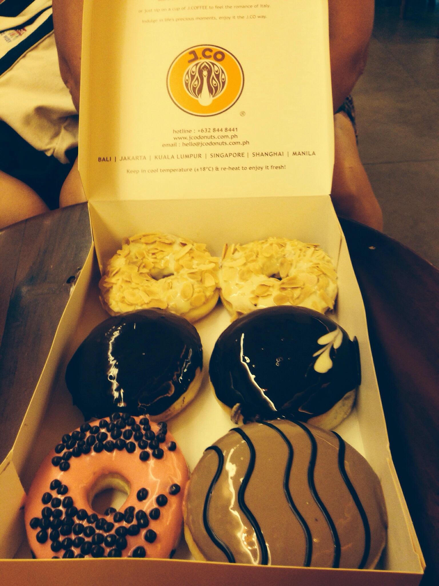 J. CO DONUTS AND COFFEE AT SM MEGAMALL, Mandaluyong - Fotos Y ...