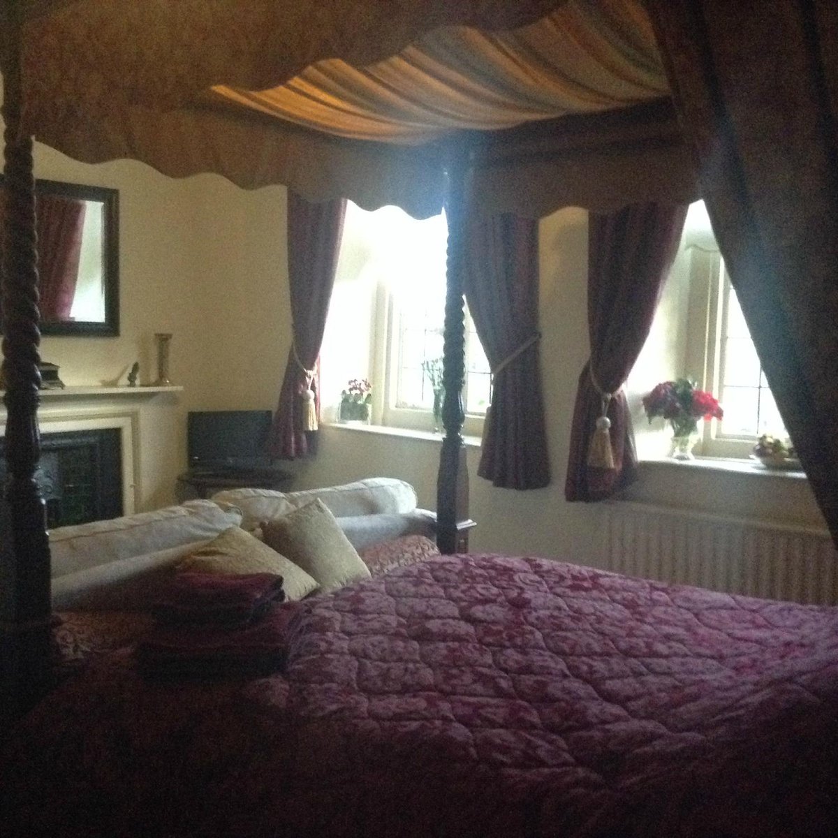 Buscot Manor Rooms: Pictures & Reviews - Tripadvisor