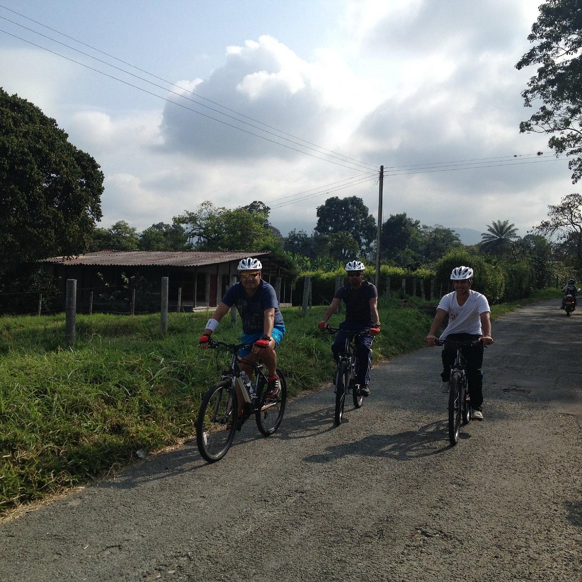 Muevaseenbike (Calarca, Colombia): Address, Phone Number - Tripadvisor