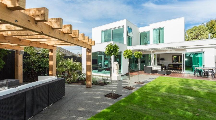 getlstd_property_photo