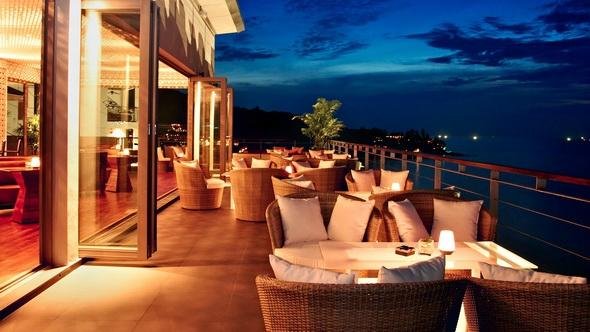 Outside area with fantastic views of the entire Kamala bay...