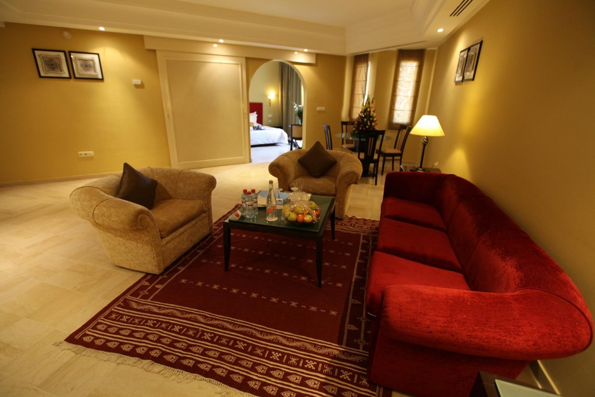 Ramada Plaza by Wyndham Tunis Rooms: Pictures & Reviews - Tripadvisor