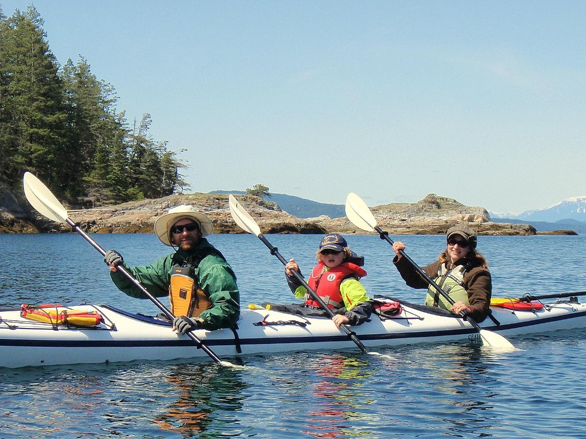 Kayak Multi day tours - Footprint BC, Sea Kayak Tours & Courses in  Desolation Sound & the Copeland Islands, BC Canada