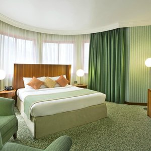City Seasons Al Hamra Abu Dhabi Junior Suite