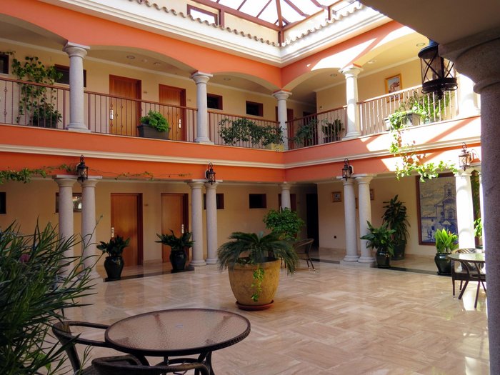 Imagen 1 de Hotel Los Dolmenes