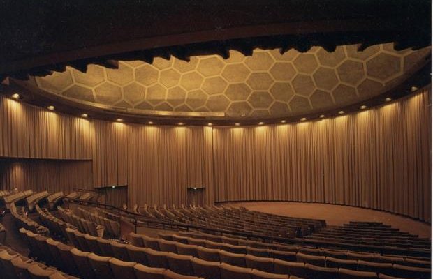 INTERIEUR DE LA SALLE  CINERAMA