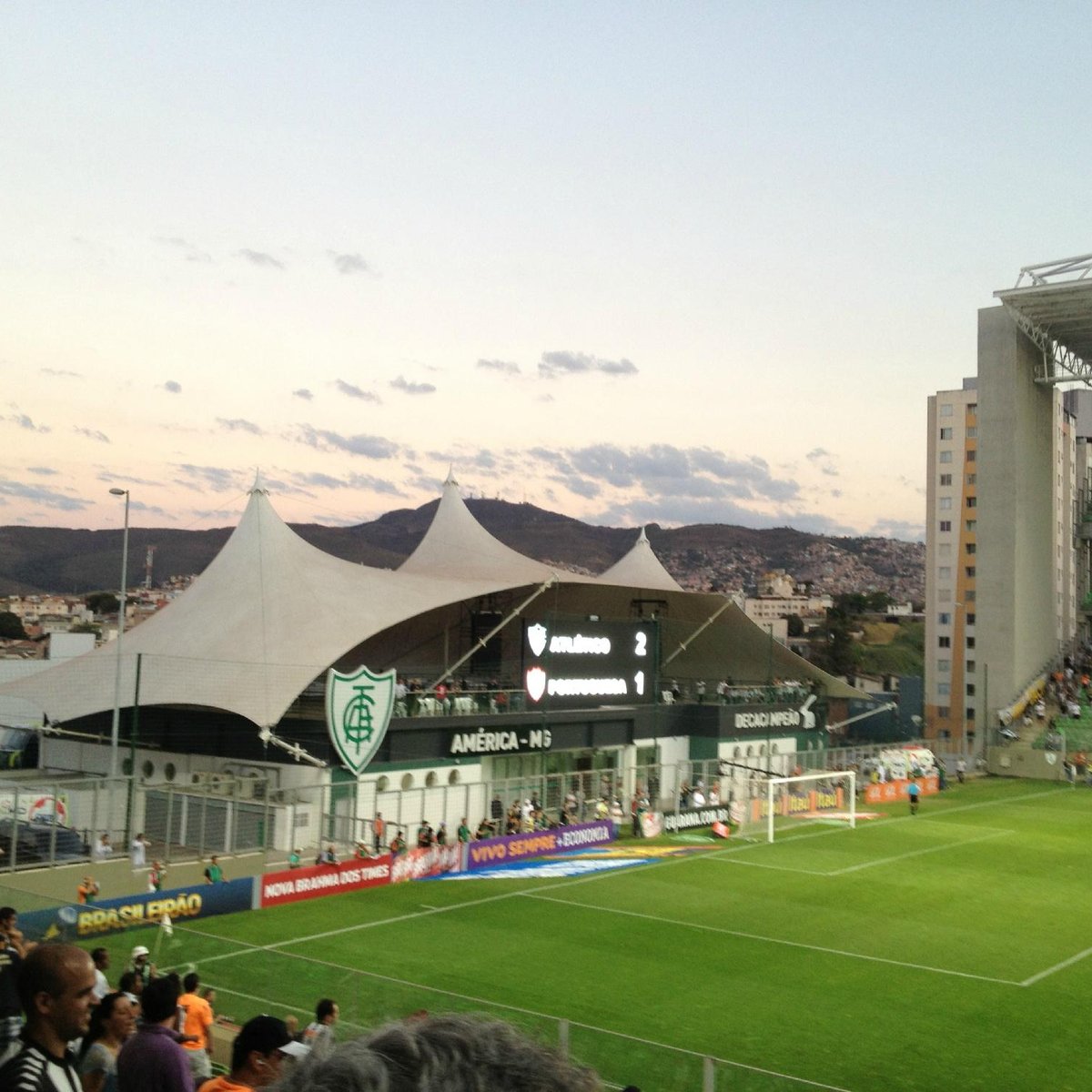 Imagem de fora do estádio - Picture of Arena Independencia - Campo