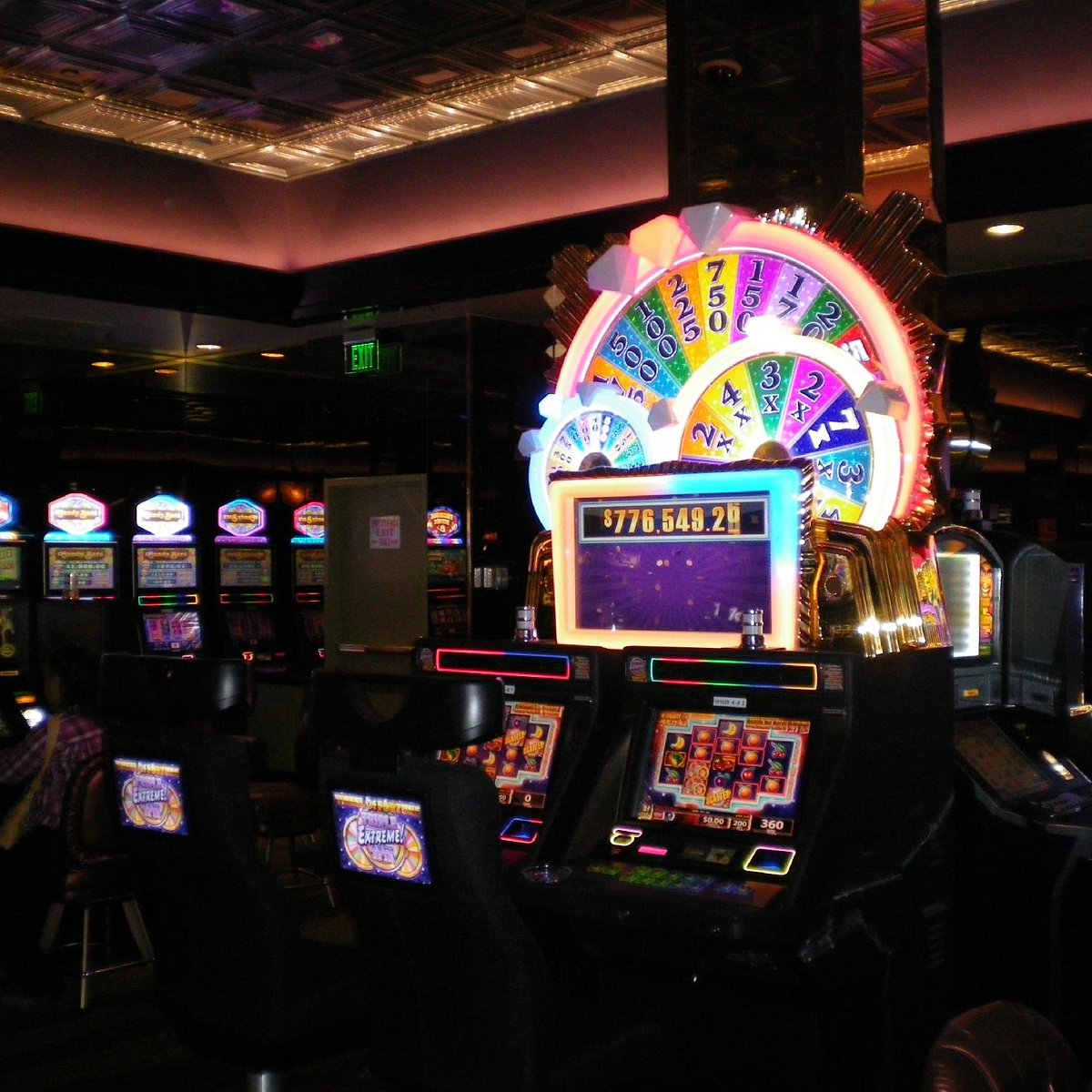 Does Cowboy Slots' Low Budget Method to Win a Handpay Work? 