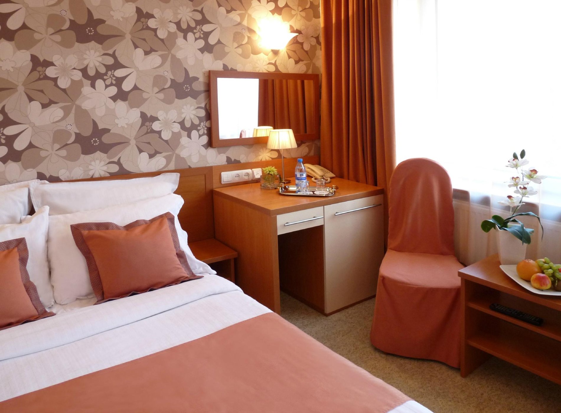 Eney Hotel by null