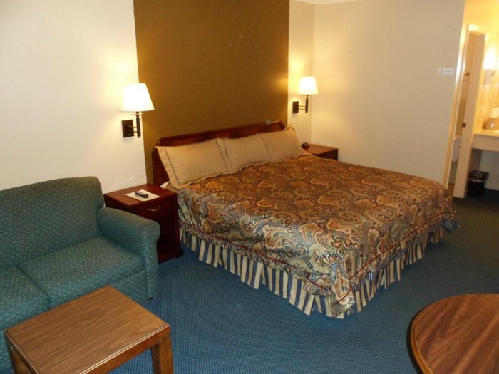 TOWN & COUNTRY MOTEL - Reviews (Lake of the Ozarks/Osage Beach, MO)