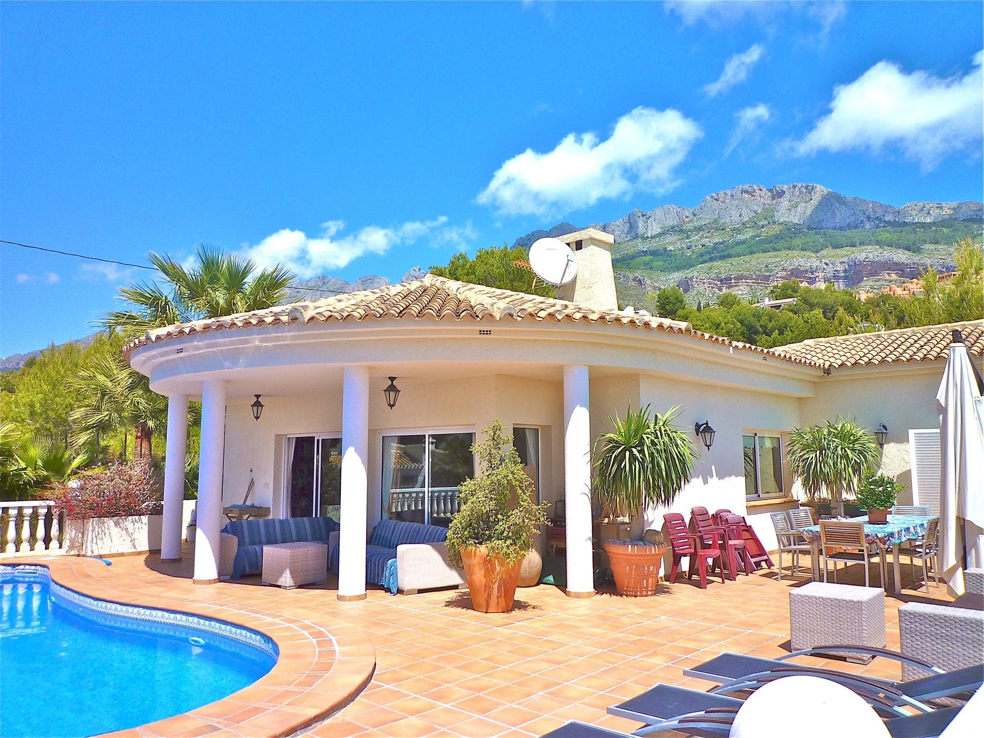 VILLA ALTEA - Updated 2021 Prices, B&B Reviews, And Photos (Spain ...