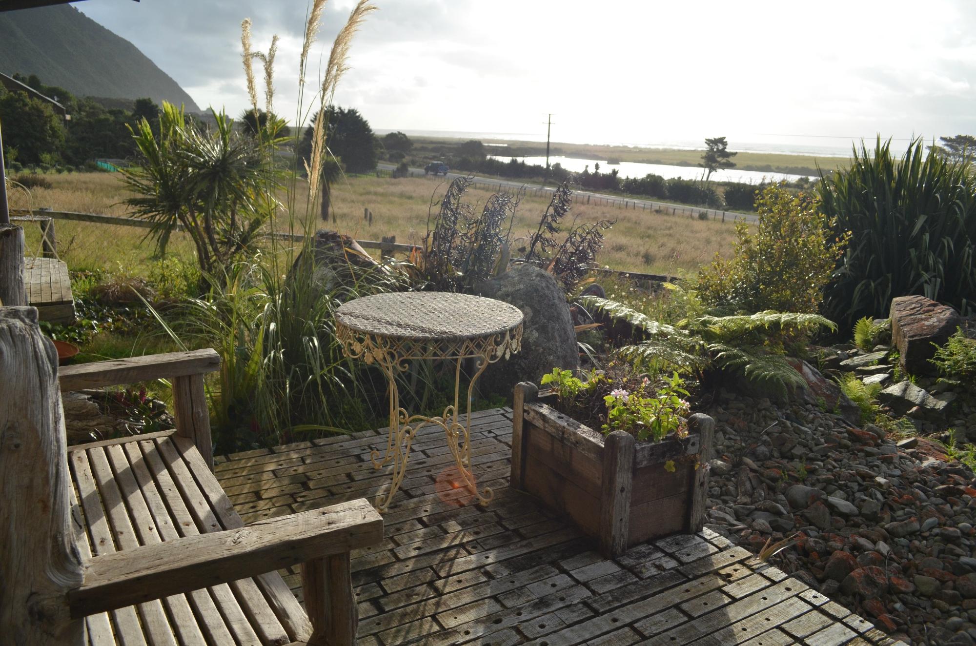 TI KOUKA HOUSE - B&B Reviews (Barrytown, New Zealand)