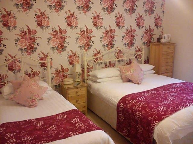 NETHERDENE COUNTRY HOUSE BED & BREAKFAST - Prices & Guest house Reviews (Troutbeck, England) NETHERDENE COUNTRY HOUSE BED... 