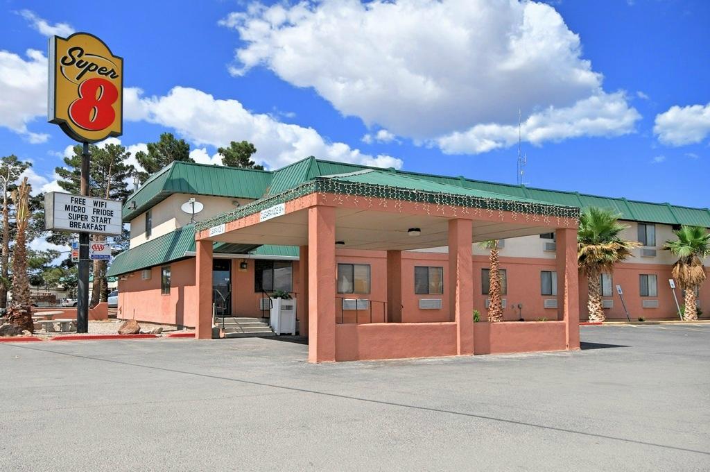 SUPER 8 BY WYNDHAM ALAMOGORDO Updated 2024 Prices Motel Reviews NM   Super 8 Motel Alamogordo 