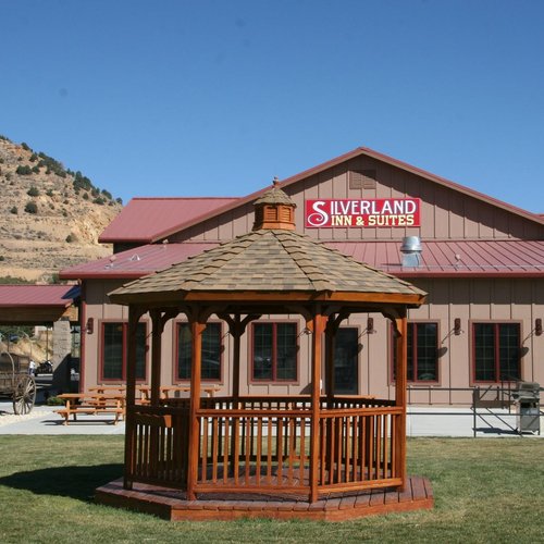 Silverland Inn image