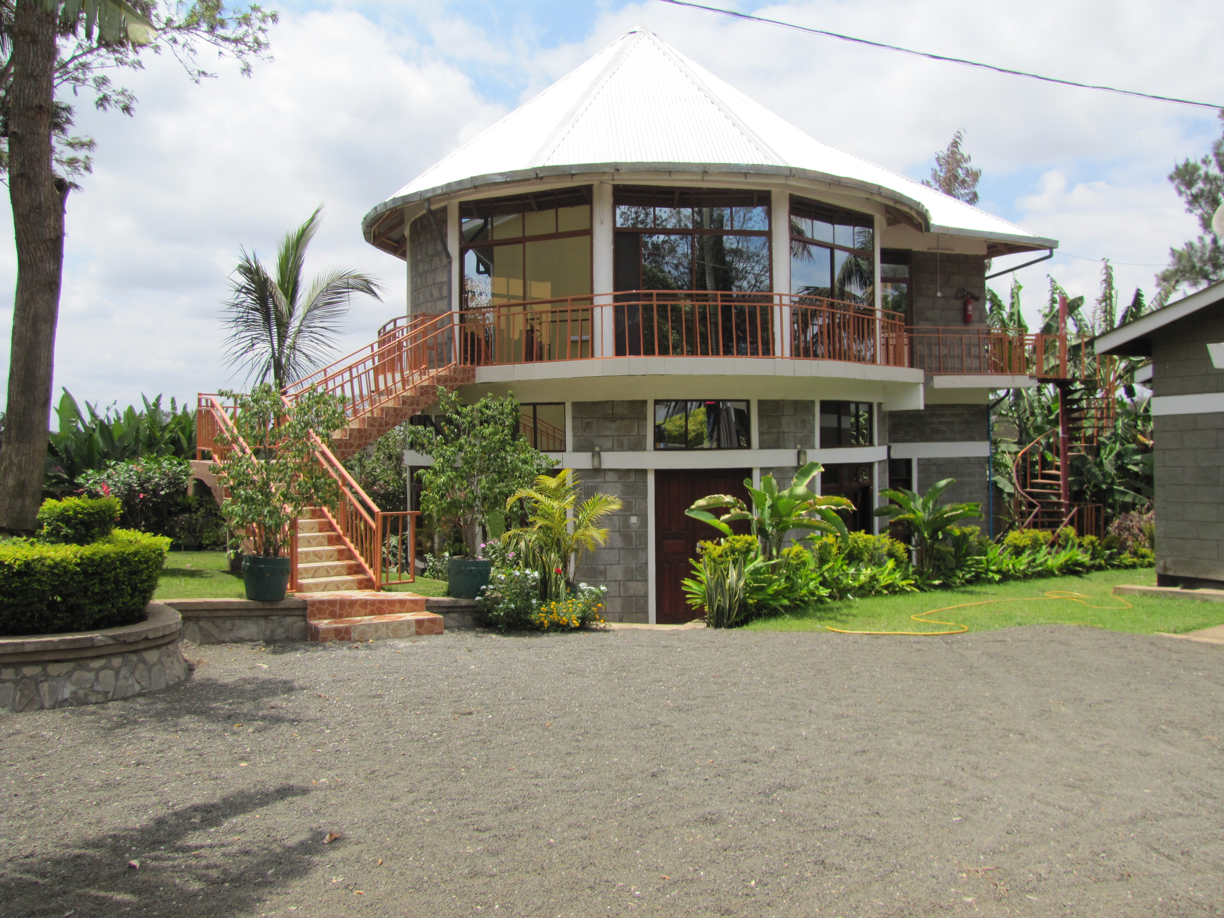 TUMAINI COTTAGE - Updated 2021 Prices & Guest House Reviews (Arusha ...