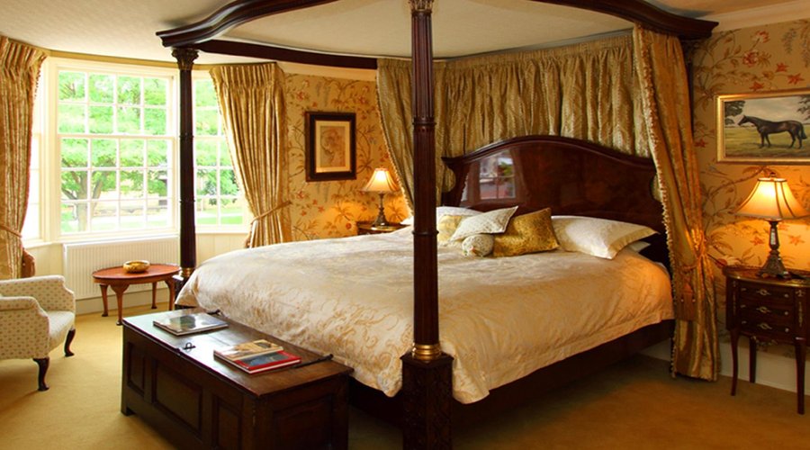 Four Poster Suite