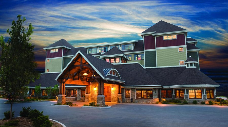 As evening arrives at Tamarack Lodge