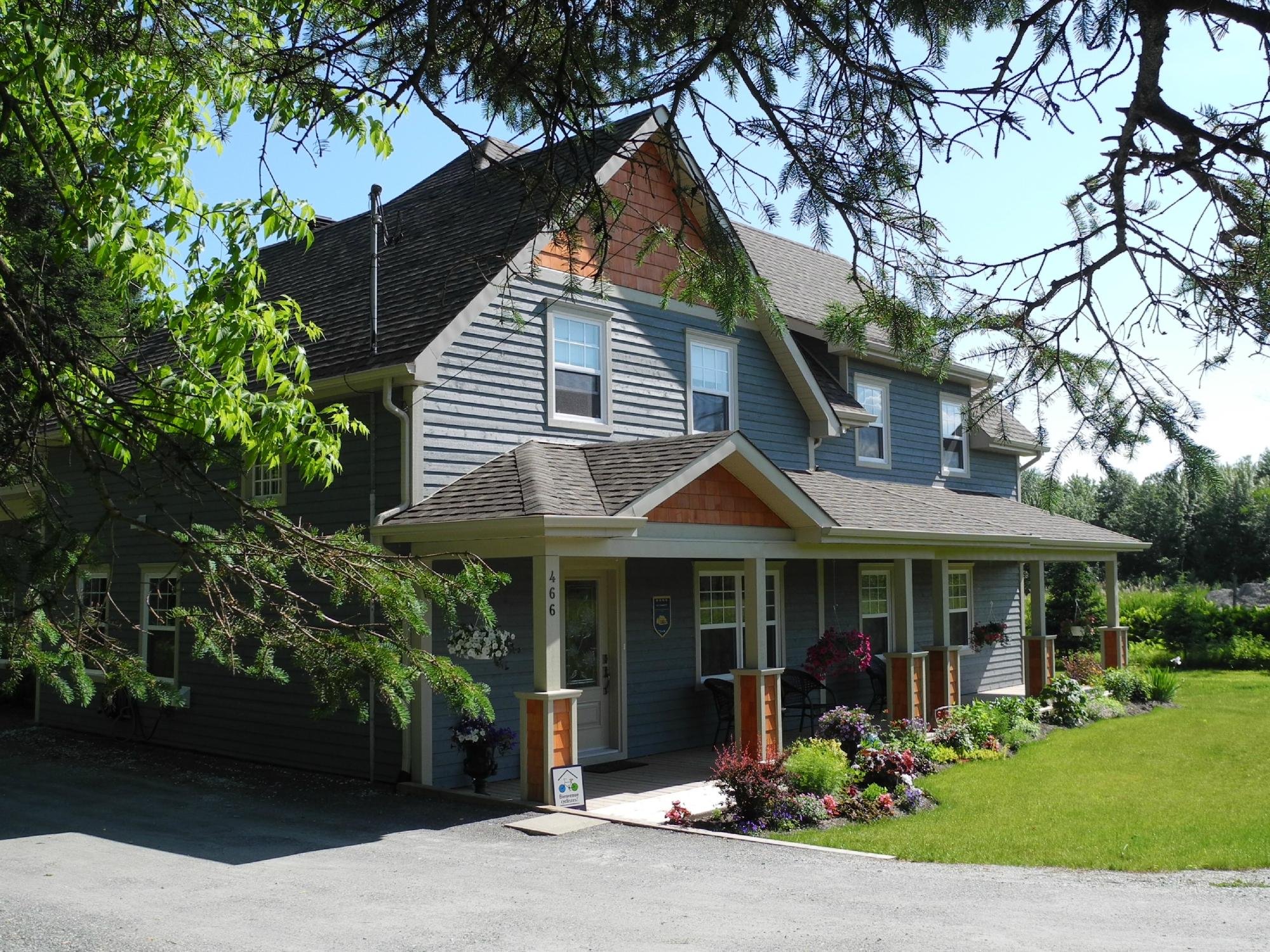 Gite La Marmotte B&B (Eastman, Québec) : Tarifs 2022 Mis à Jour, 17 ...