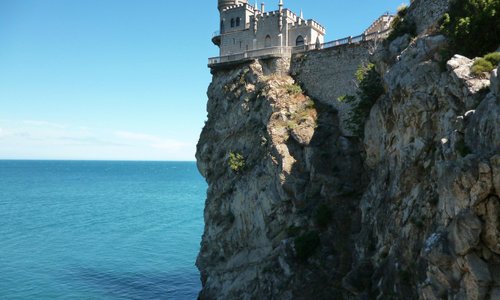 Ласточкино гнездо - один из символов Крыма