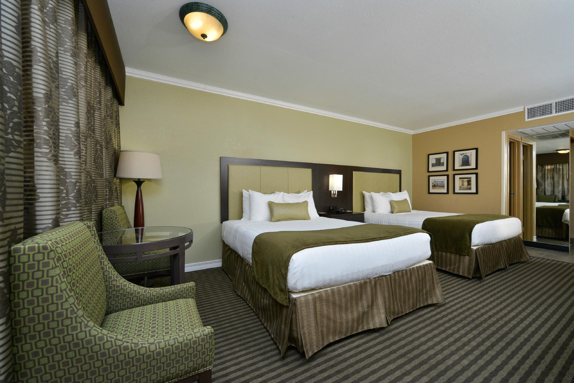 Hotel photo 88 of Best Western Royal Sun Inn & Suites.