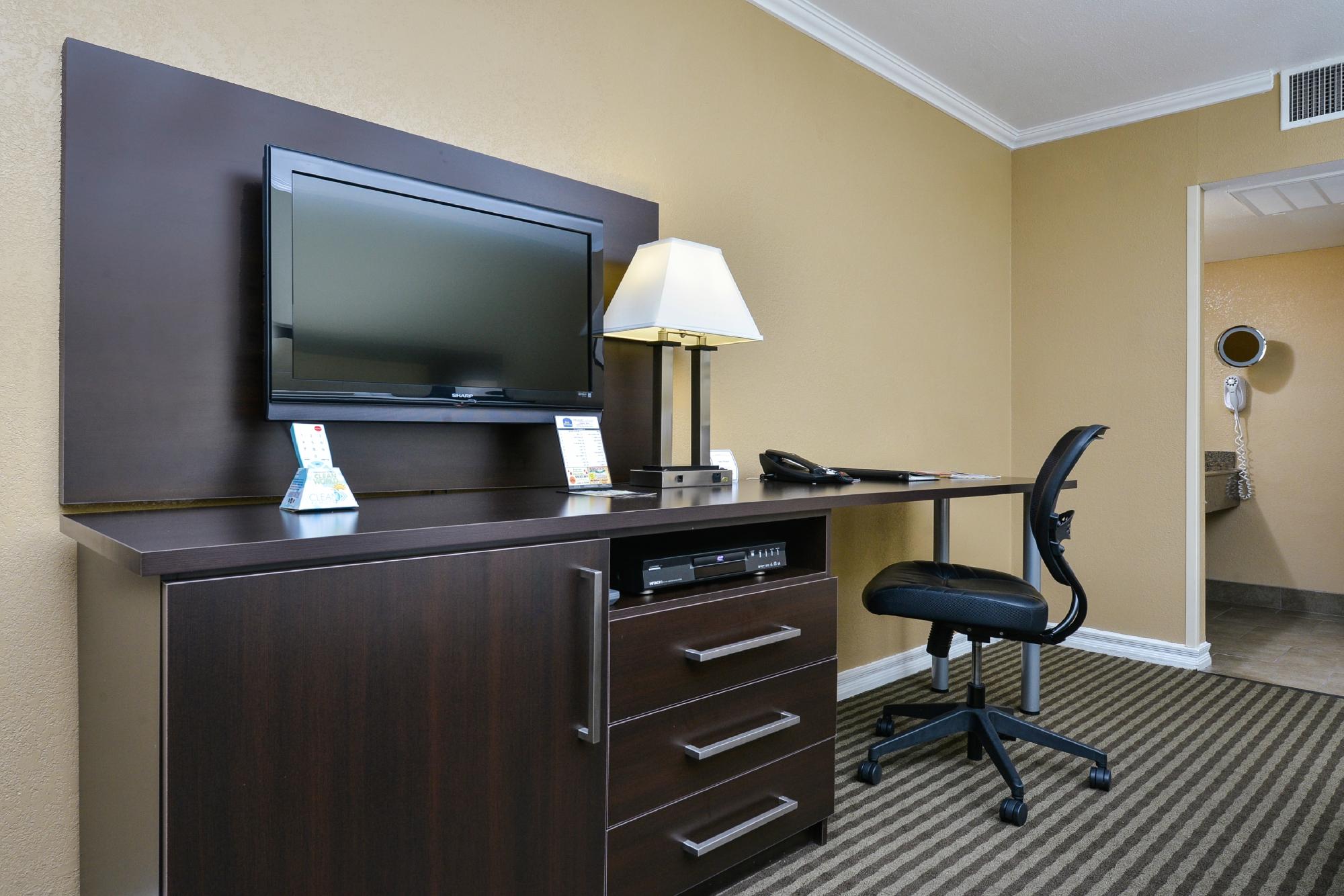 Hotel photo 49 of Best Western Royal Sun Inn & Suites.