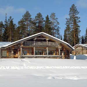 High-quality Rukan Salonki villas are built from sturdy logs