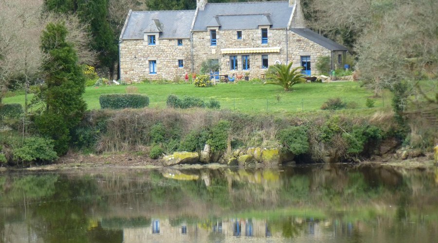 La maison au bord de la rivière