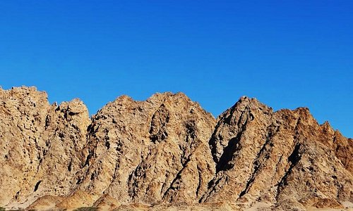 Hajjar Mountains surrounding Hatta fort