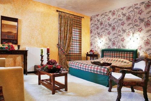 Hotel Polydrossos - The Suite