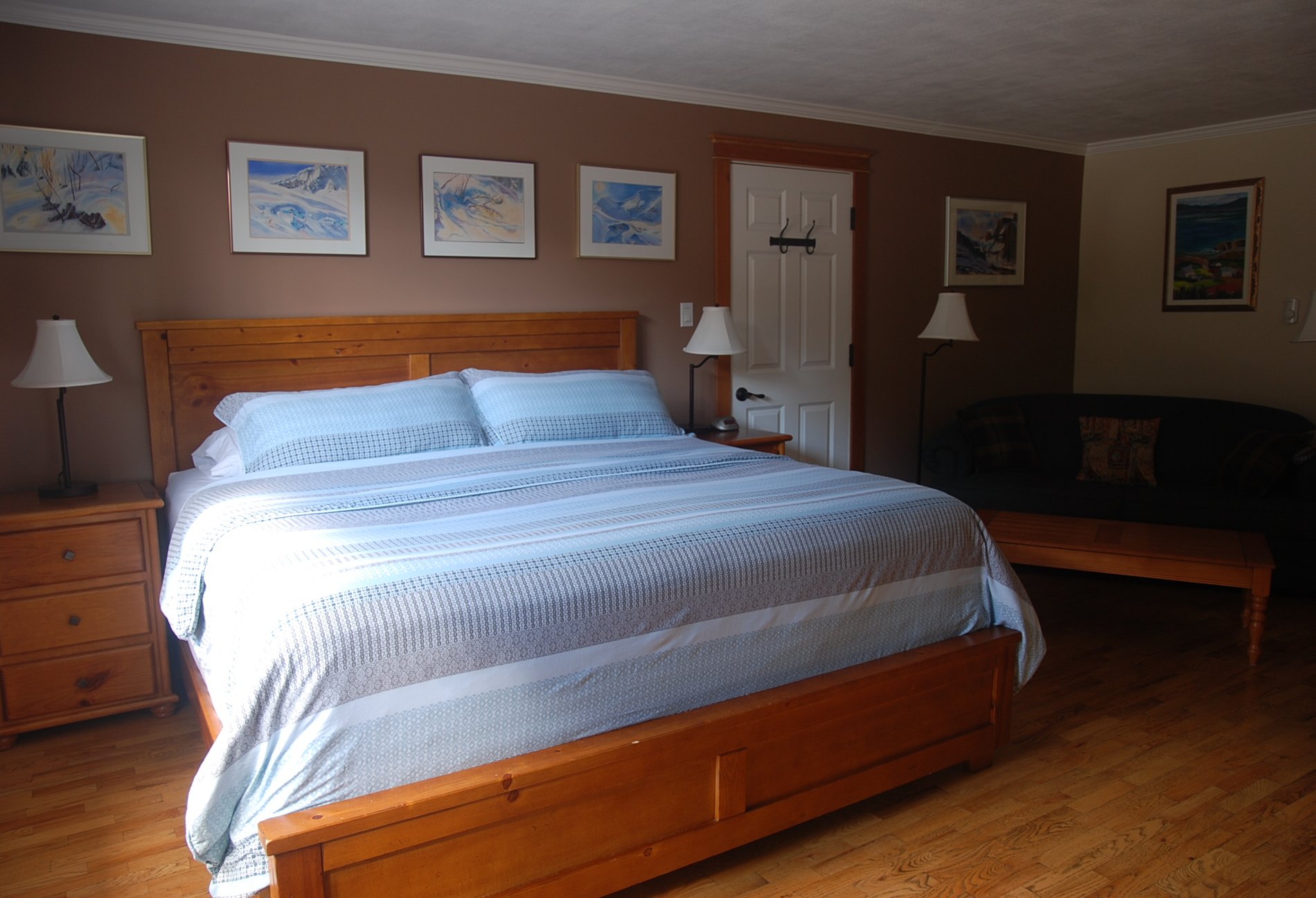Canadian Rockies Inn by null