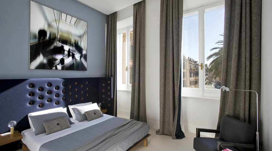 Junior suite with Piazza di Spagna View