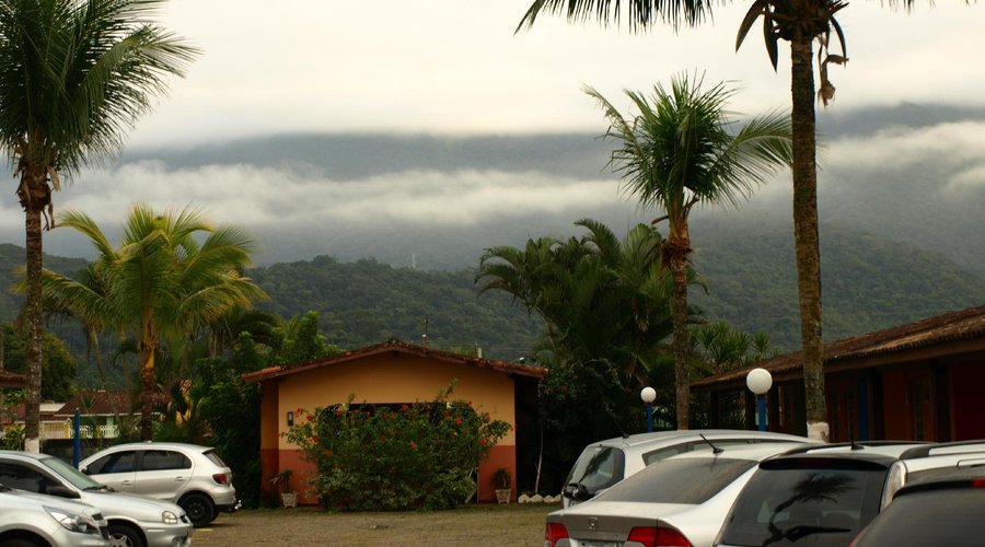 O interior do estacionamento
