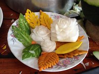 Kom-Kom 11pc Garnishing Set & Step-by-Step Fruit Carving Book » Temple of  Thai