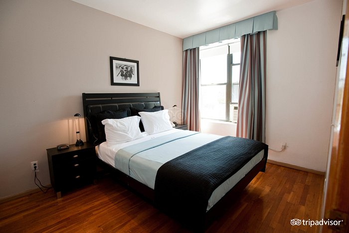 NY NY SoHo Queen Room Review (Newly Remodeled) 