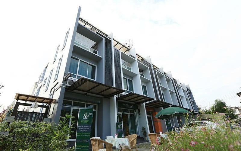 white monkey guesthouse