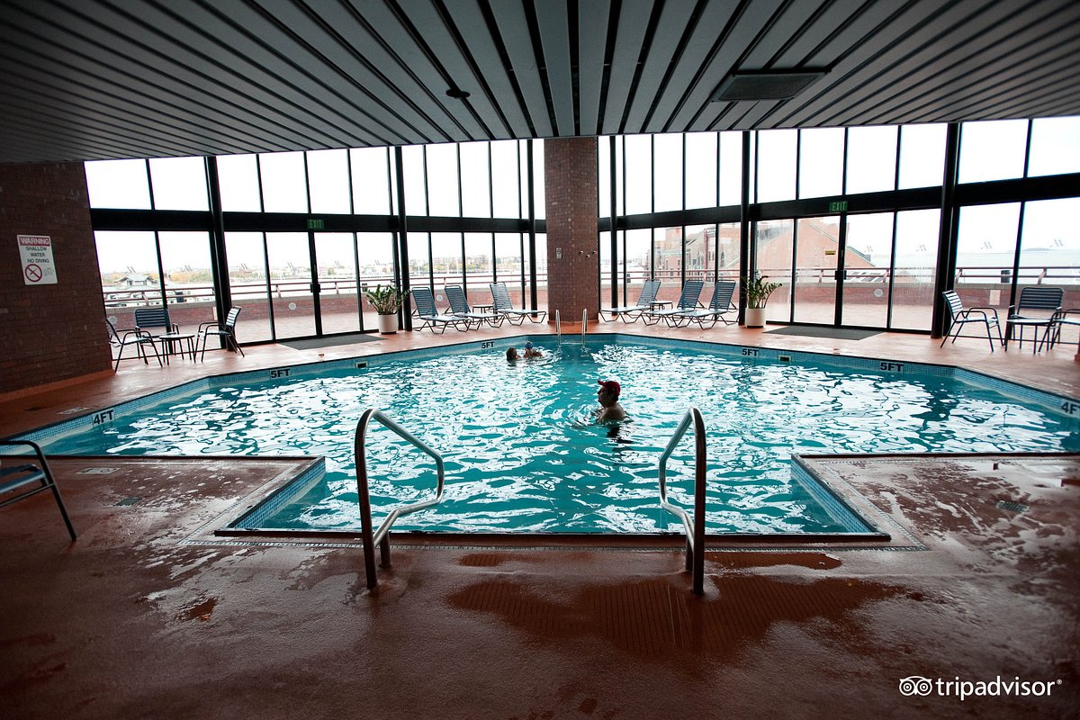 Boston Marriott Long Wharf Pool Pictures & Reviews Tripadvisor