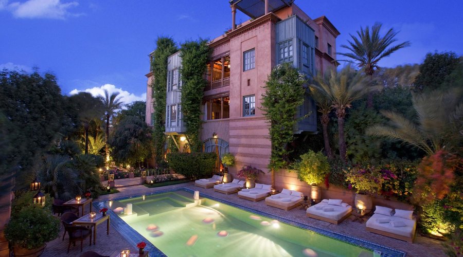 EXTERIOR AND POOL