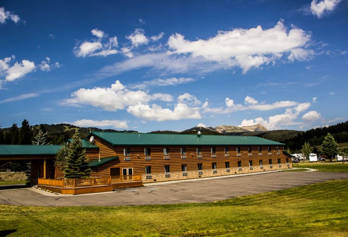 MOUNTAIN VISTA HOTEL (West Yellowstone) - Motel Reviews, Photos, Rate ...