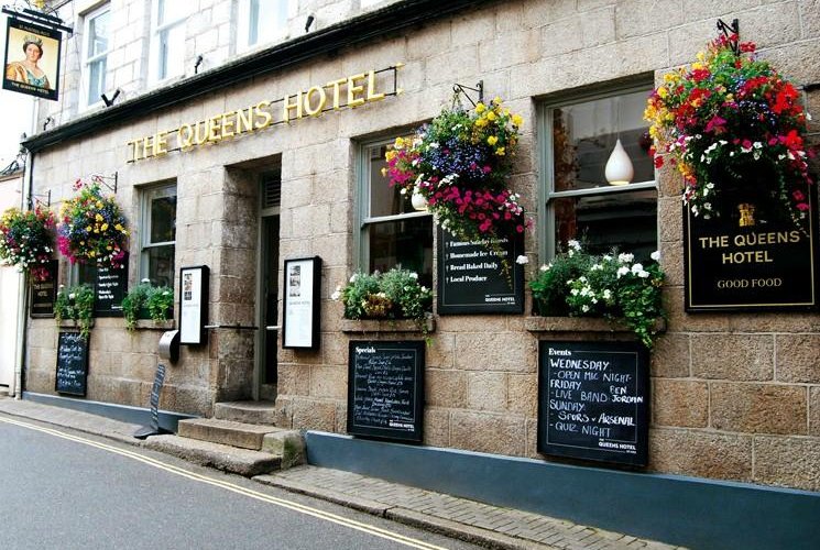 Queens Hotel, a listed Georgian building in the heart of the town