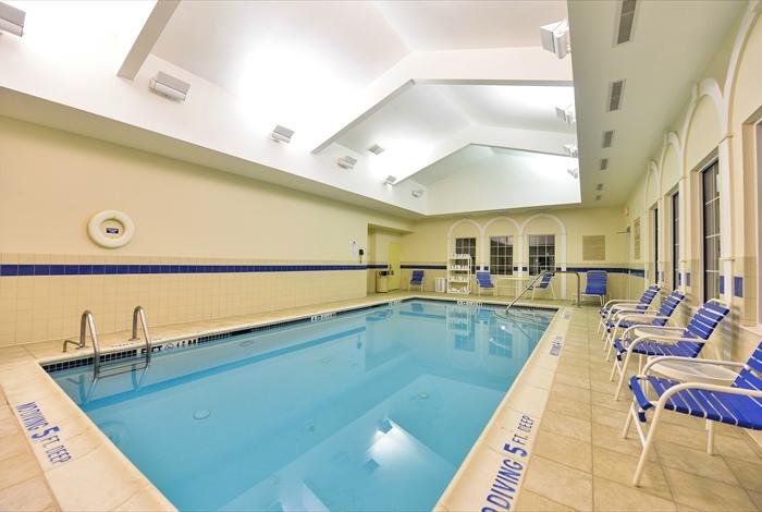 Mainstay Suites Dover Pool: Pictures & Reviews - Tripadvisor