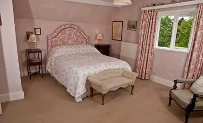 CHURCH HILL FARM B&B - Updated 2024 Prices & Guest House Reviews ...